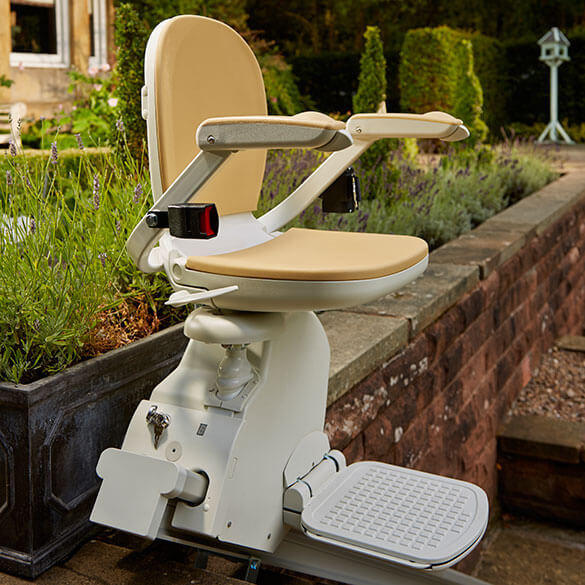 Acorn 130 Outdoor Stairlift – for outdoor use